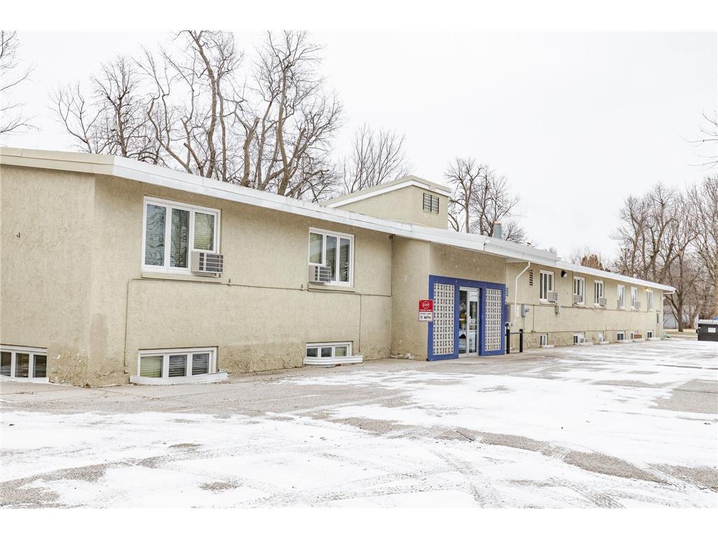 965 Mcmillan Street Worthington MN 56187 6596949 image78