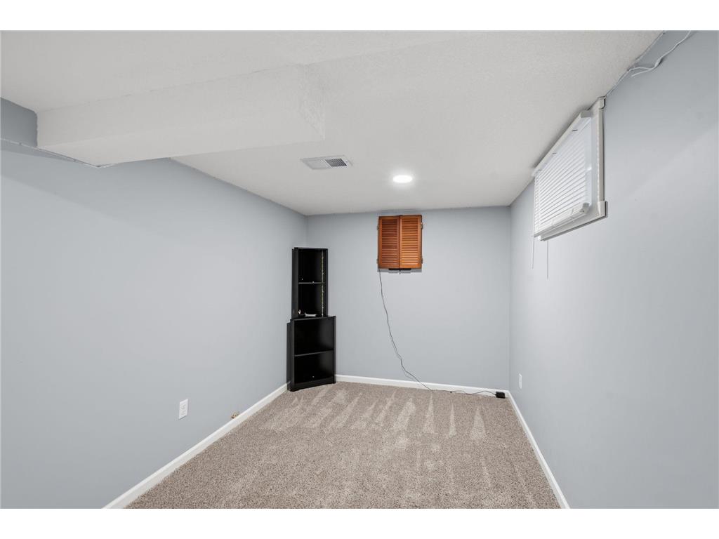 965 Redwell Lane Apple Valley MN 55124 7061265 image16