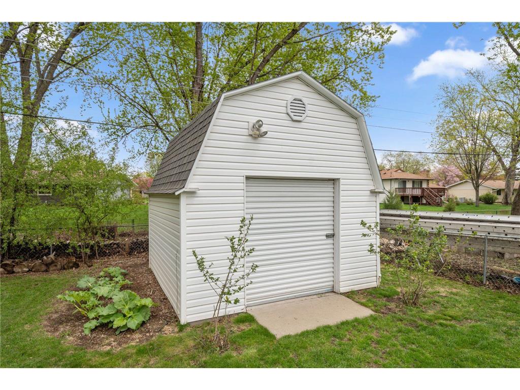 965 Redwell Lane Apple Valley MN 55124 7061265 image22