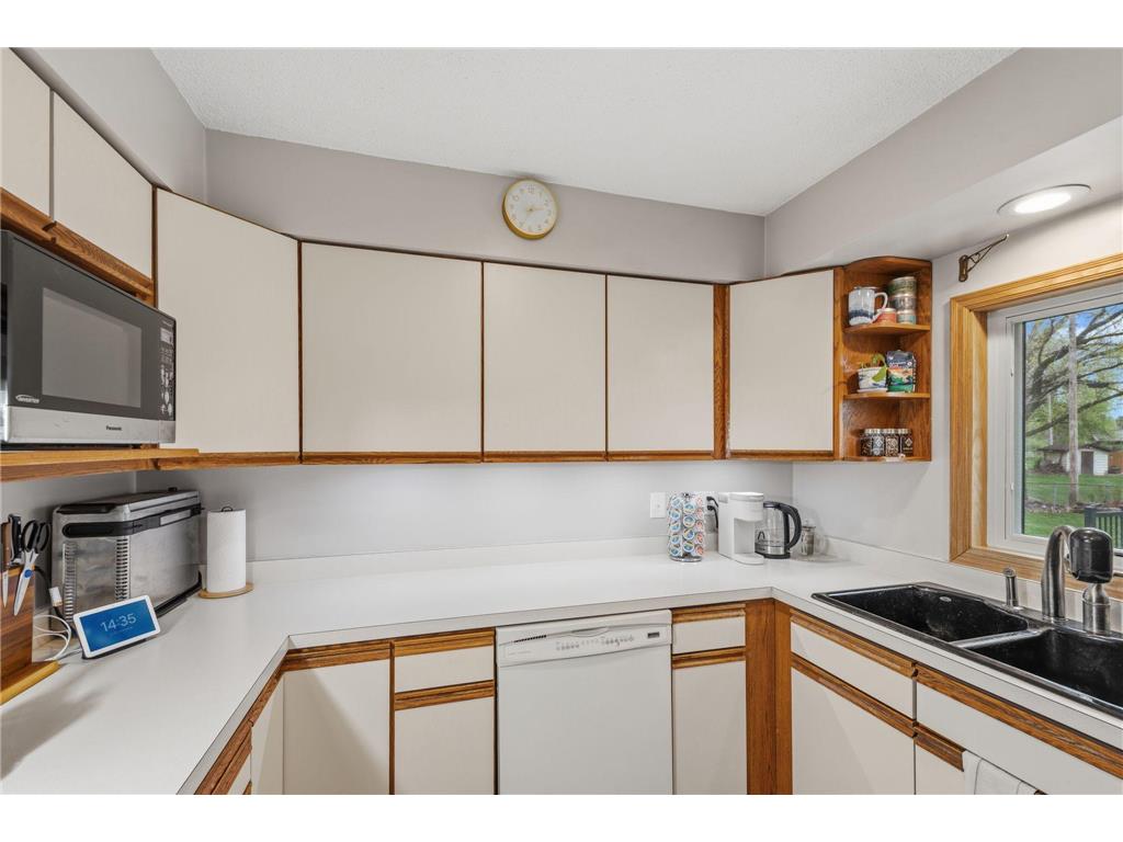 965 Redwell Lane Apple Valley MN 55124 7061265 image8