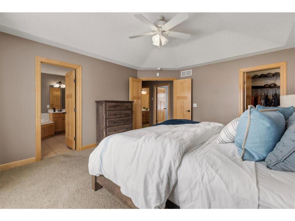 965 Woodview Court Carver MN 55315 7022306 image21