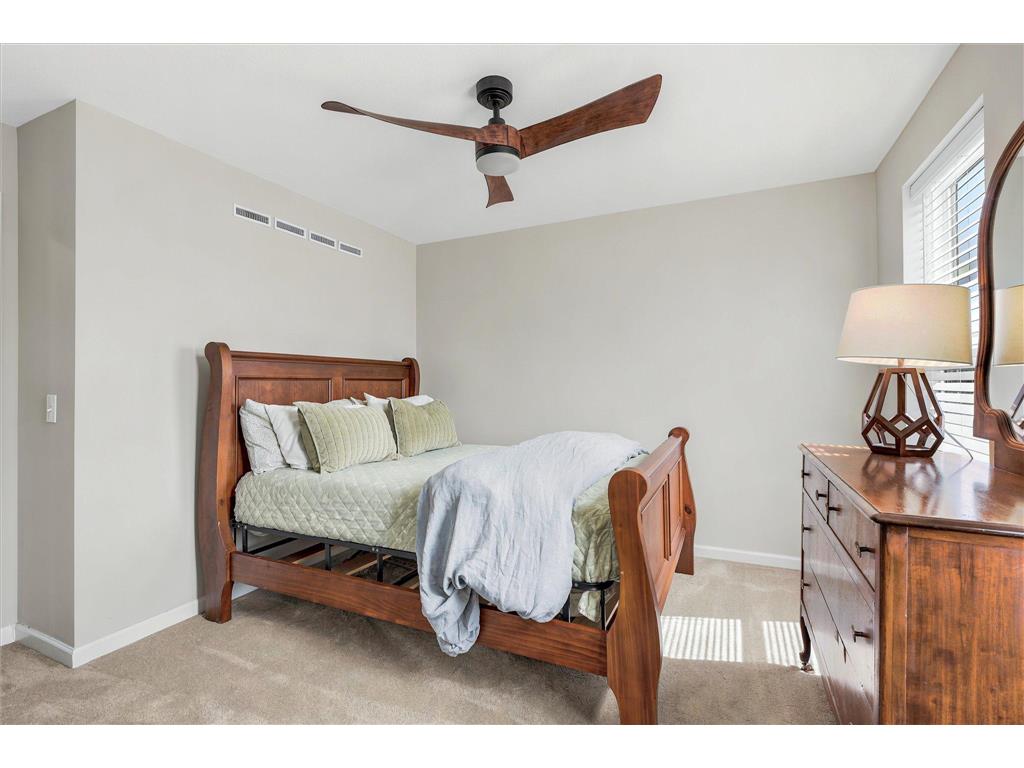 9650 4th Street N Lake Elmo MN 55042 7077739 image17