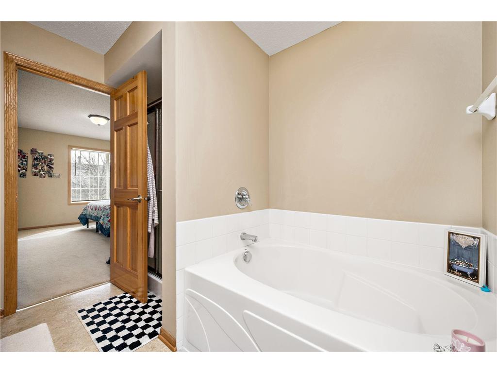 9651 Belmont Lane Eden Prairie MN 55347 7085249 image15