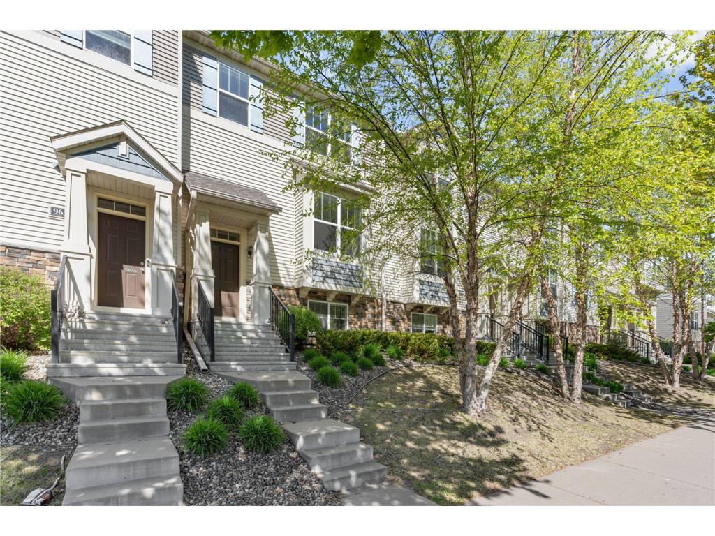 9652 Unity Lane N Brooklyn Park MN 55443 7042970 image1