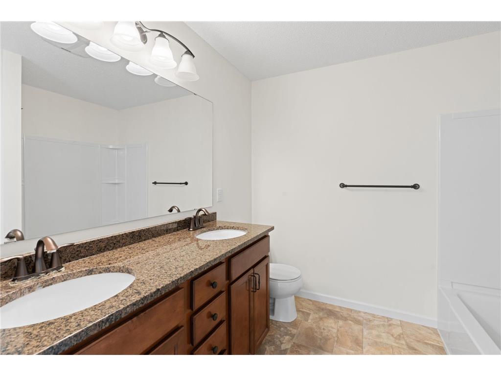 9652 Unity Lane N Brooklyn Park MN 55443 7042970 image18