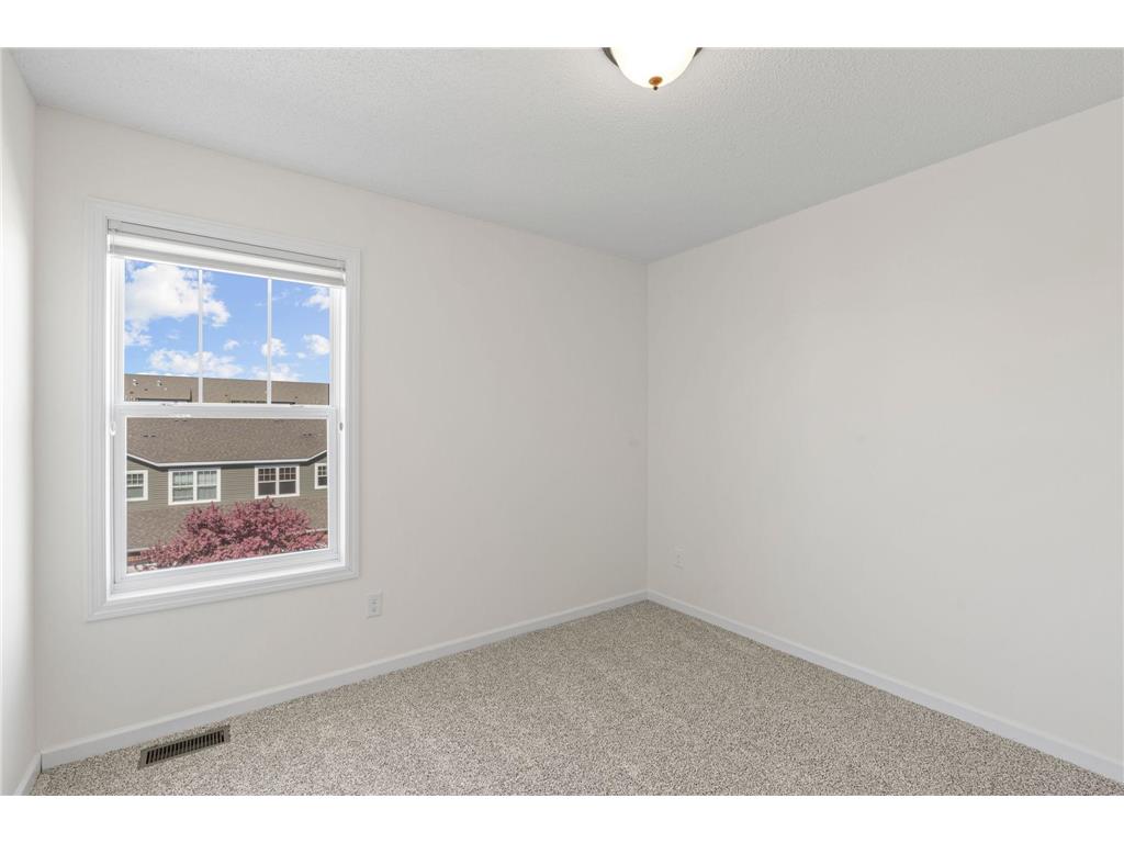 9652 Unity Lane N Brooklyn Park MN 55443 7042970 image21