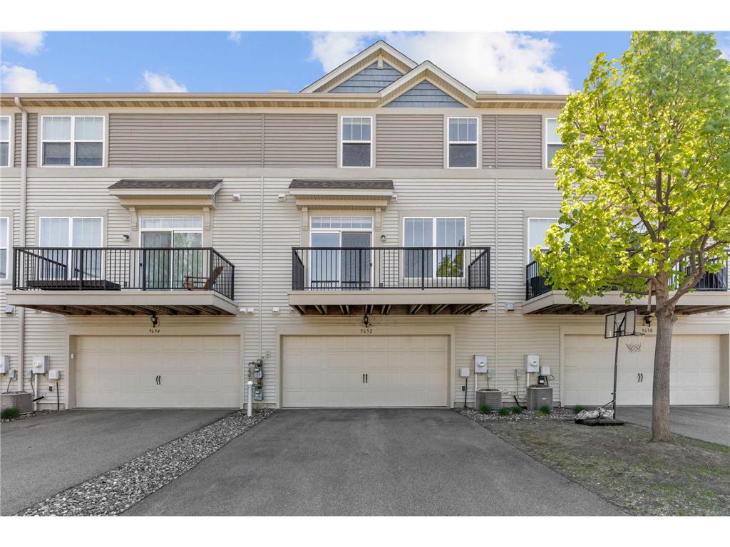 9652 Unity Lane N Brooklyn Park MN 55443 7042970 image31