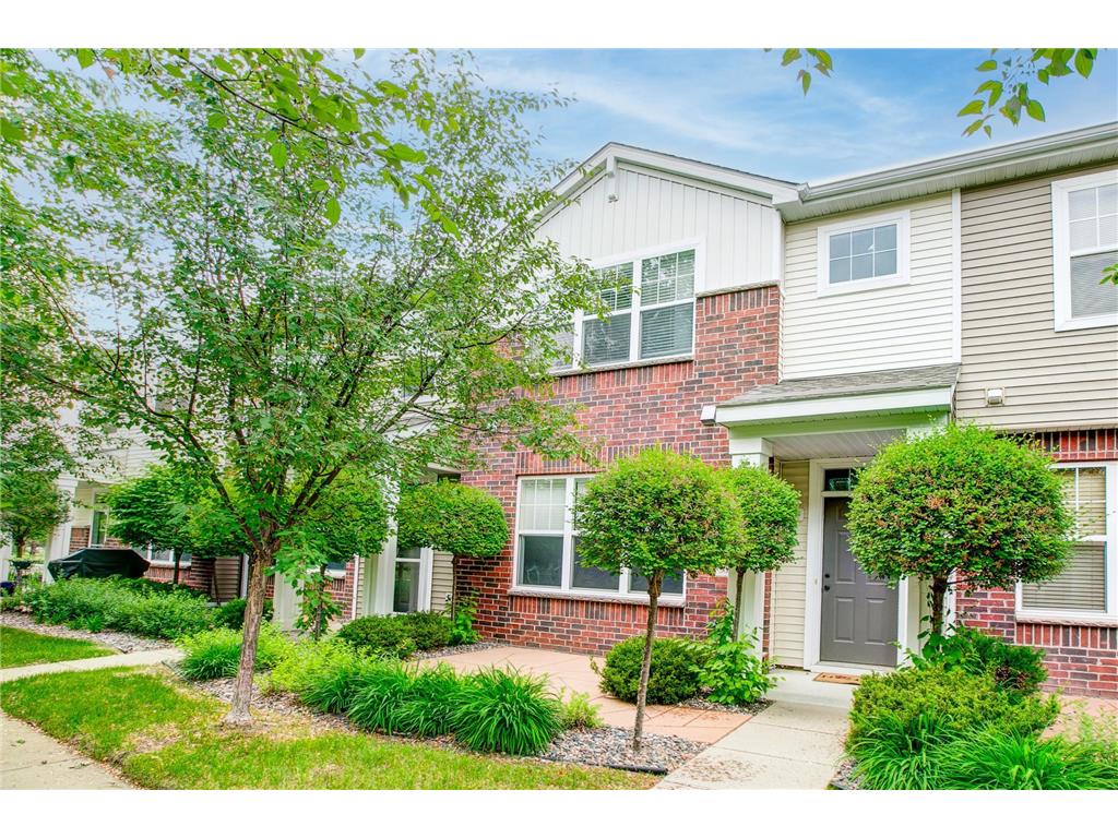 9654 Scott Circle N Brooklyn Park MN 55443 6412878 image1