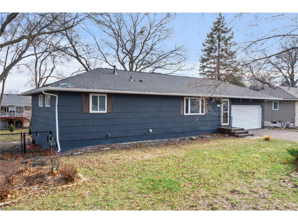 966 Oak Ridge Point NE Blaine MN 55434 7048114 image8
