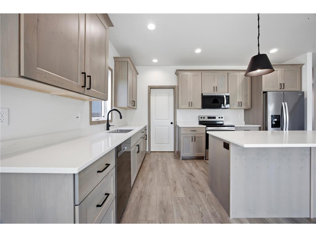 967 61st Avenue W West Fargo ND 58078 7114739 image8