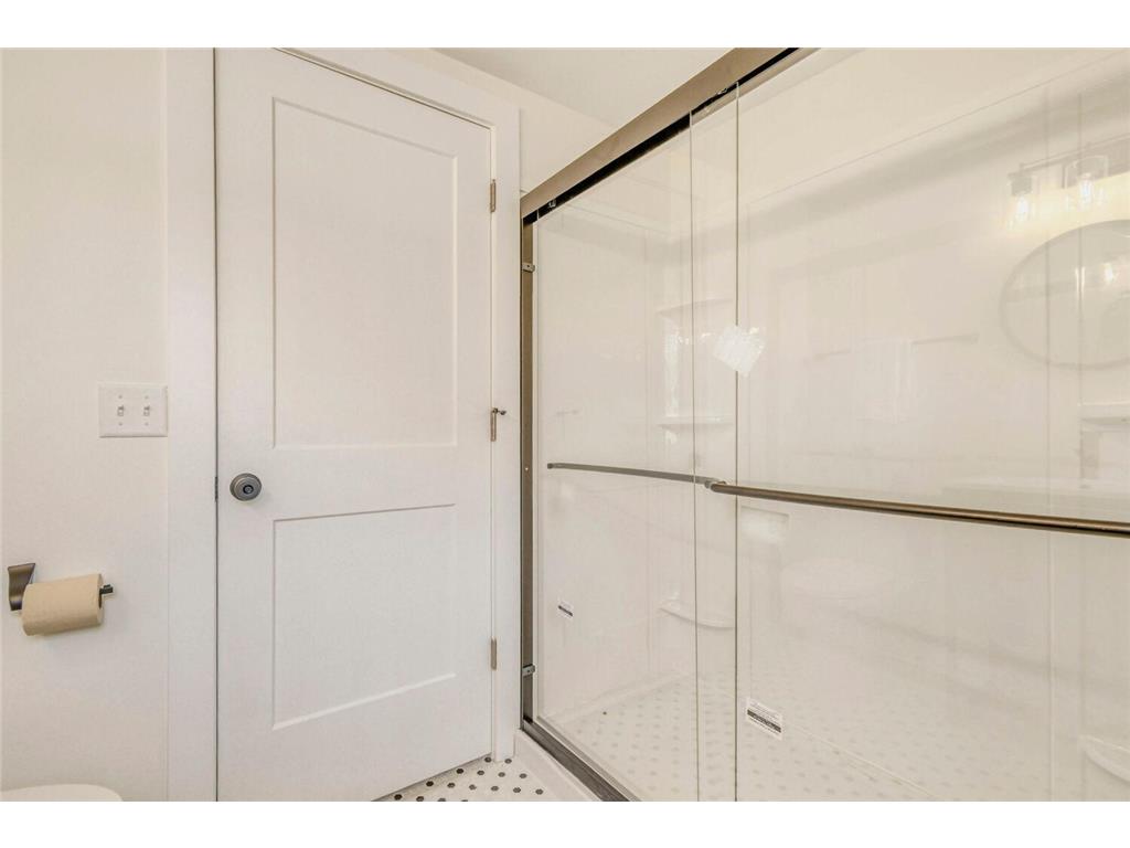967 Cherokee Avenue West Saint Paul MN 55118 7050097 image20