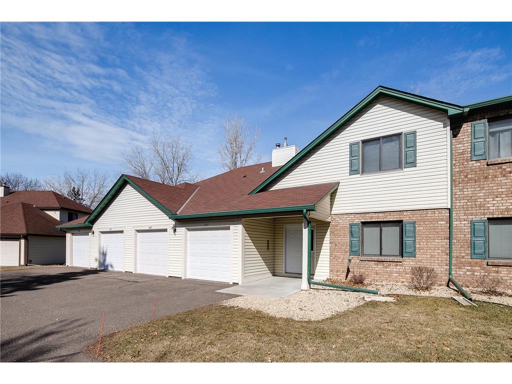 967 Heritage Court E #202 Vadnais Heights MN 55127 6492275 image1