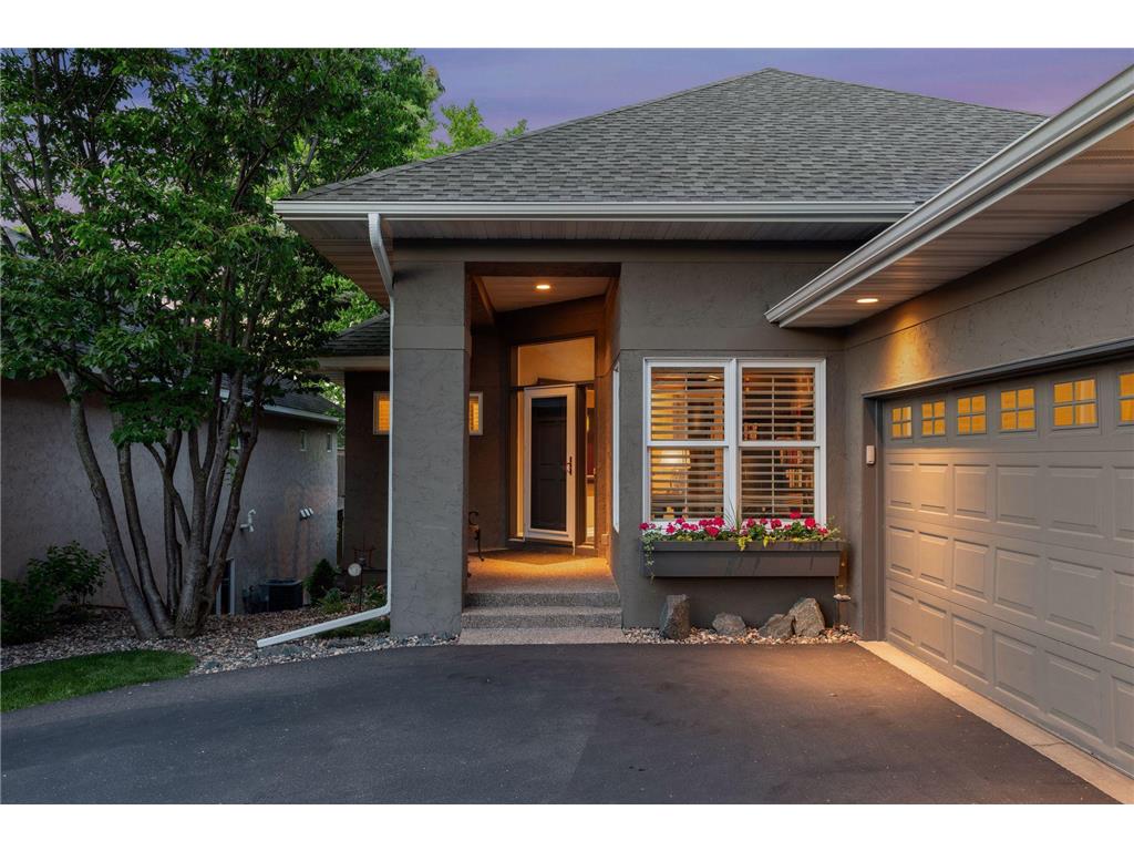 967 Nine Mile Cove E Hopkins MN 55343 6551546 image1