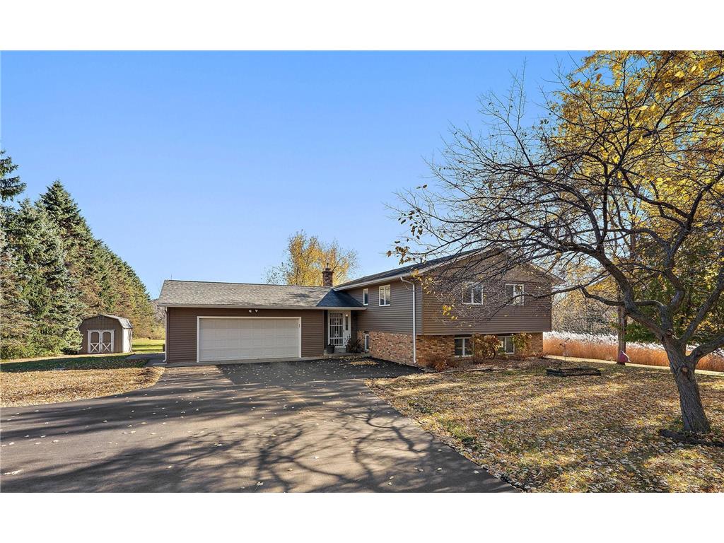 967 Sherman Road Hudson WI 54016 6814263 image1