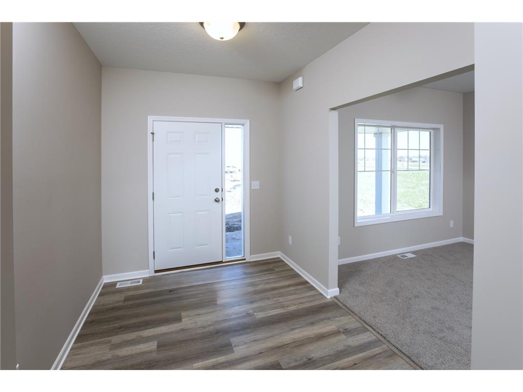 9674 32nd Street NE Saint Michael MN 55376 7051507 image4