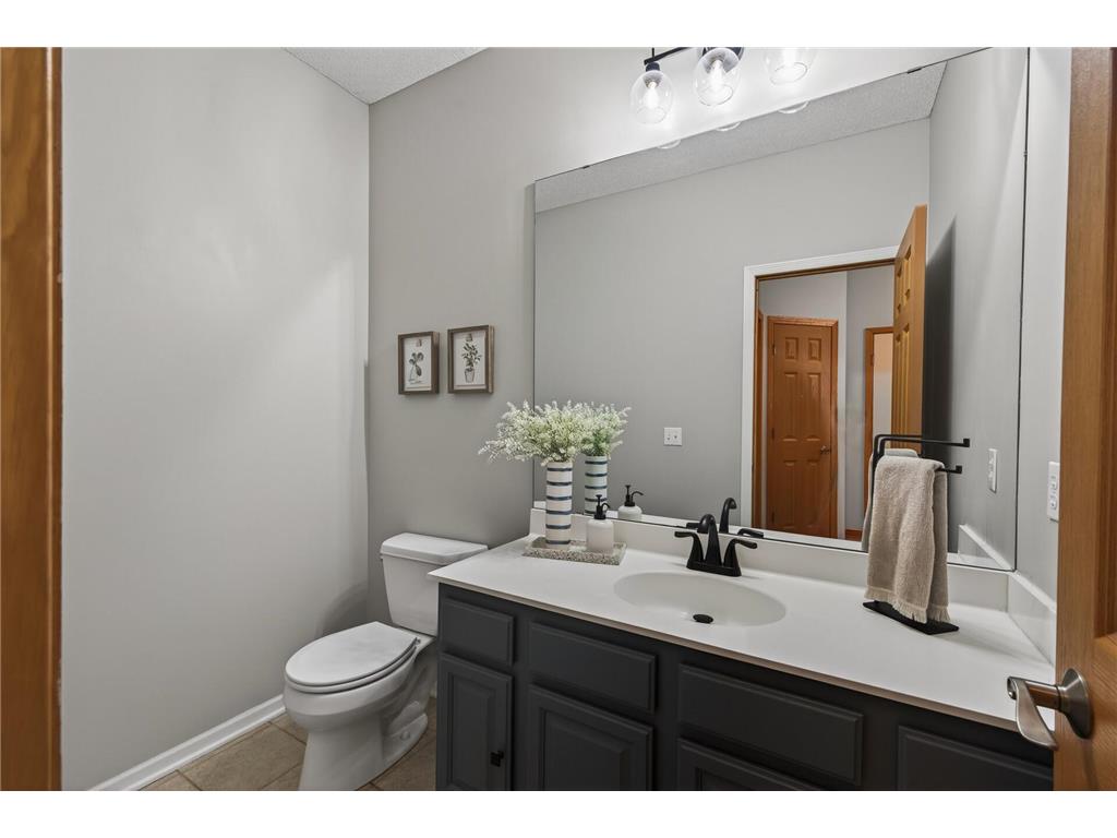 9675 Belmont Lane Eden Prairie MN 55347 7049774 image15