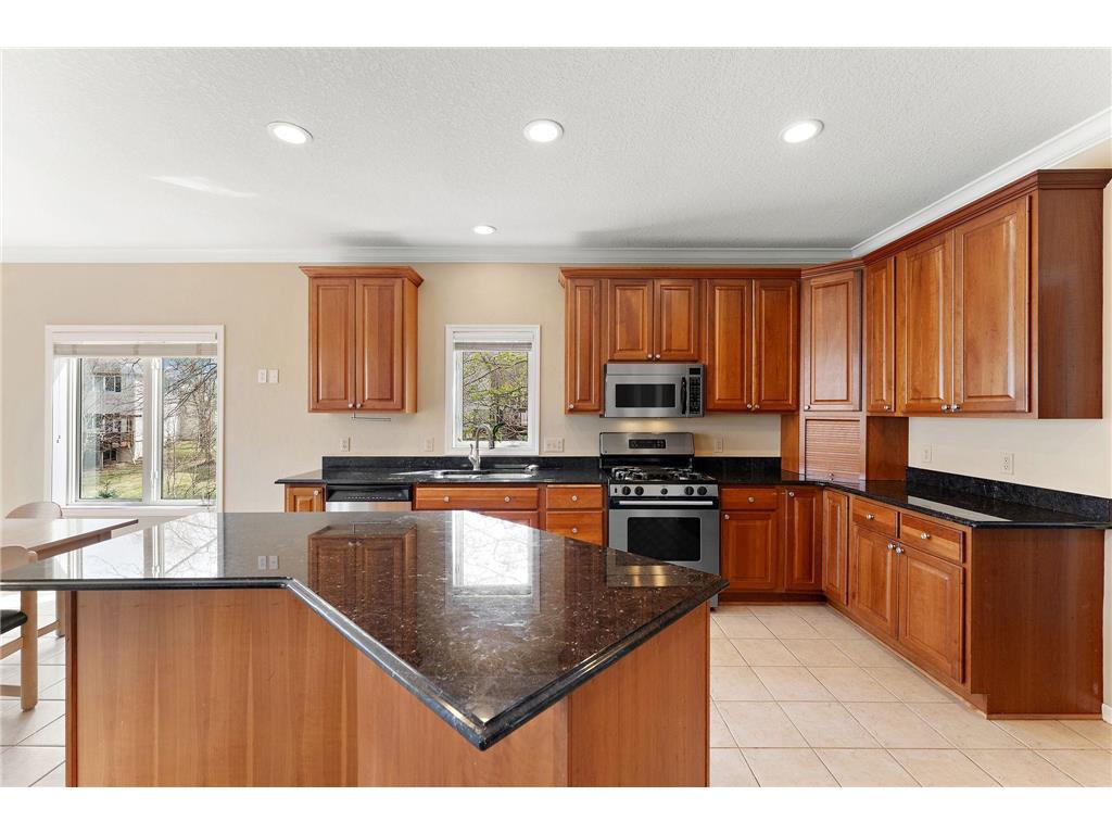 9677 Jonathan Lane Eden Prairie MN 55347 7053969 image3