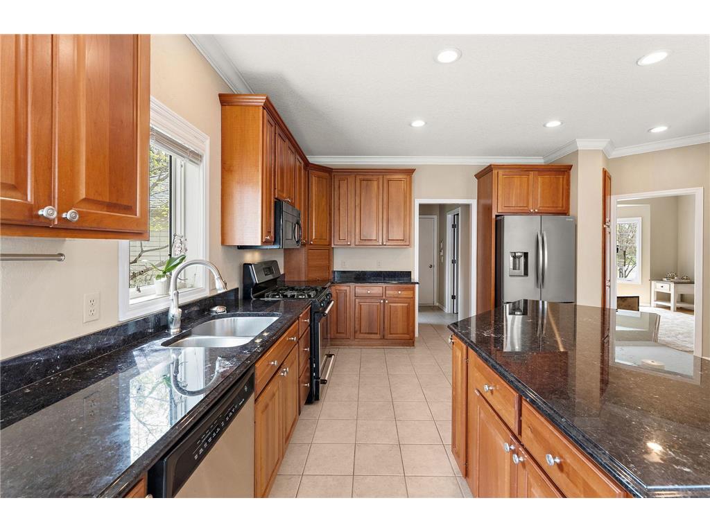 9677 Jonathan Lane Eden Prairie MN 55347 7053969 image4