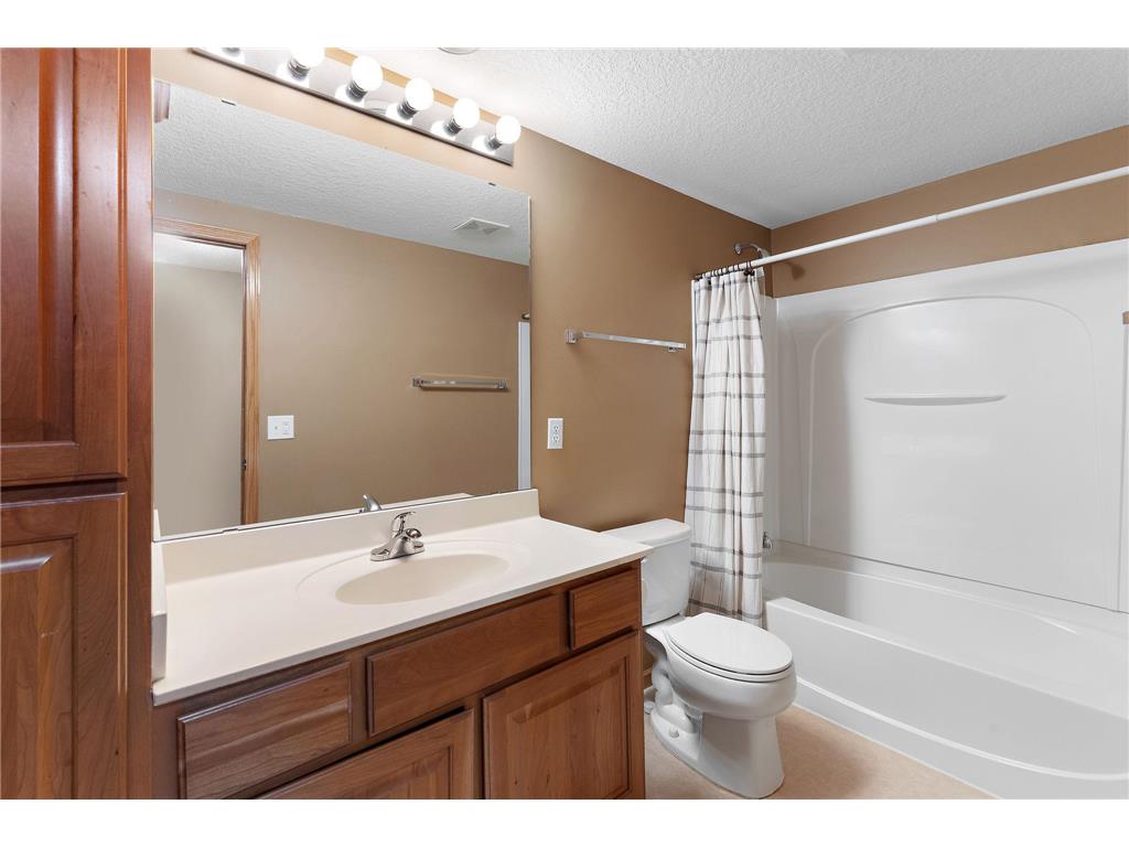 9677 Jonathan Lane Eden Prairie MN 55347 7053969 image51