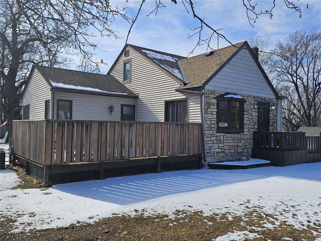 968 Roselawn Avenue W Roseville MN 55113 6496503 image1