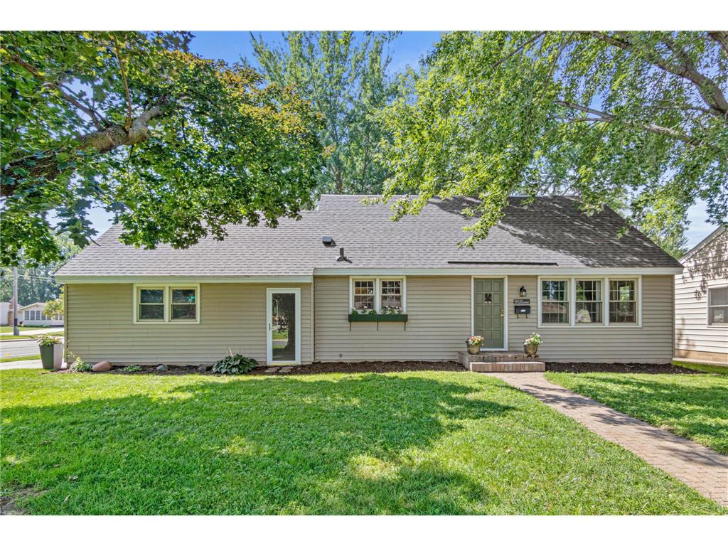 968 Scott Street S Shakopee MN 55379 6768658 image1