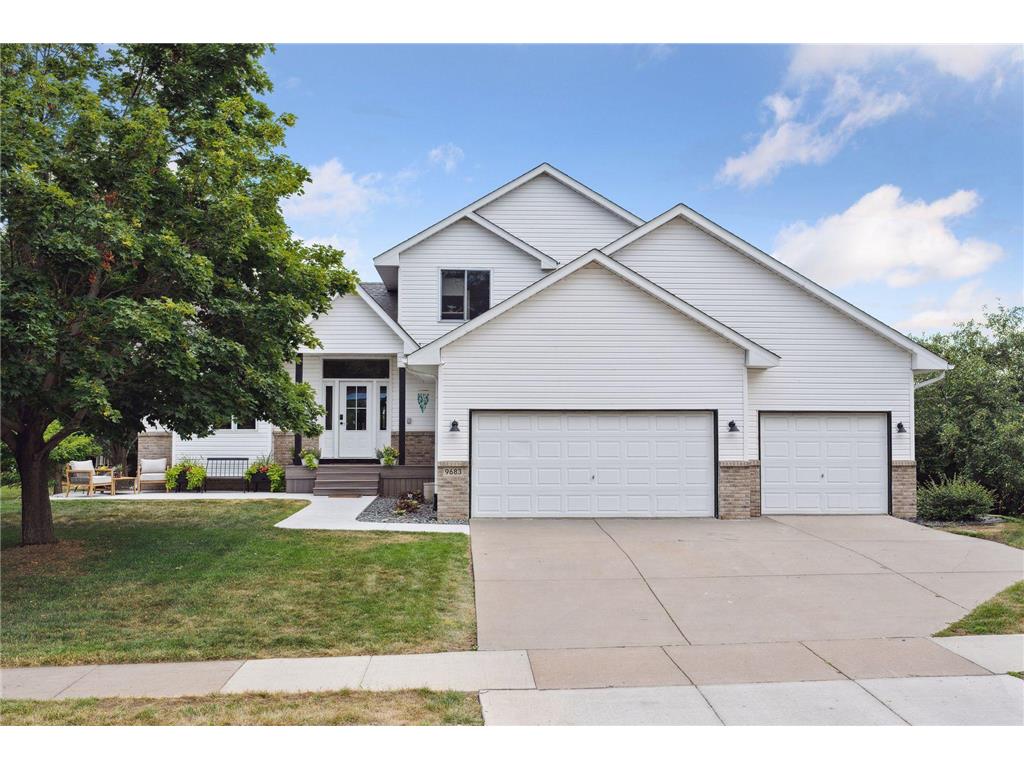 9683 Winslow Chase, Maple Grove, MN, 55311 MLS 6401501 Edina Realty