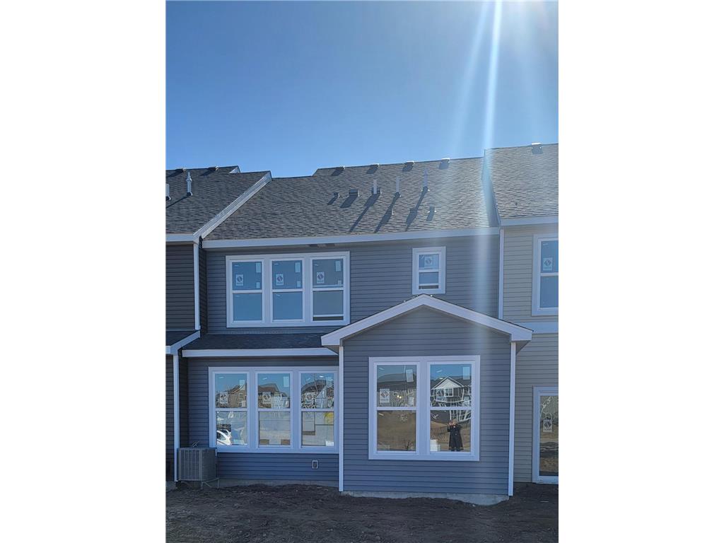 9688 4th Street N Lake Elmo MN 55129 6502302 image1