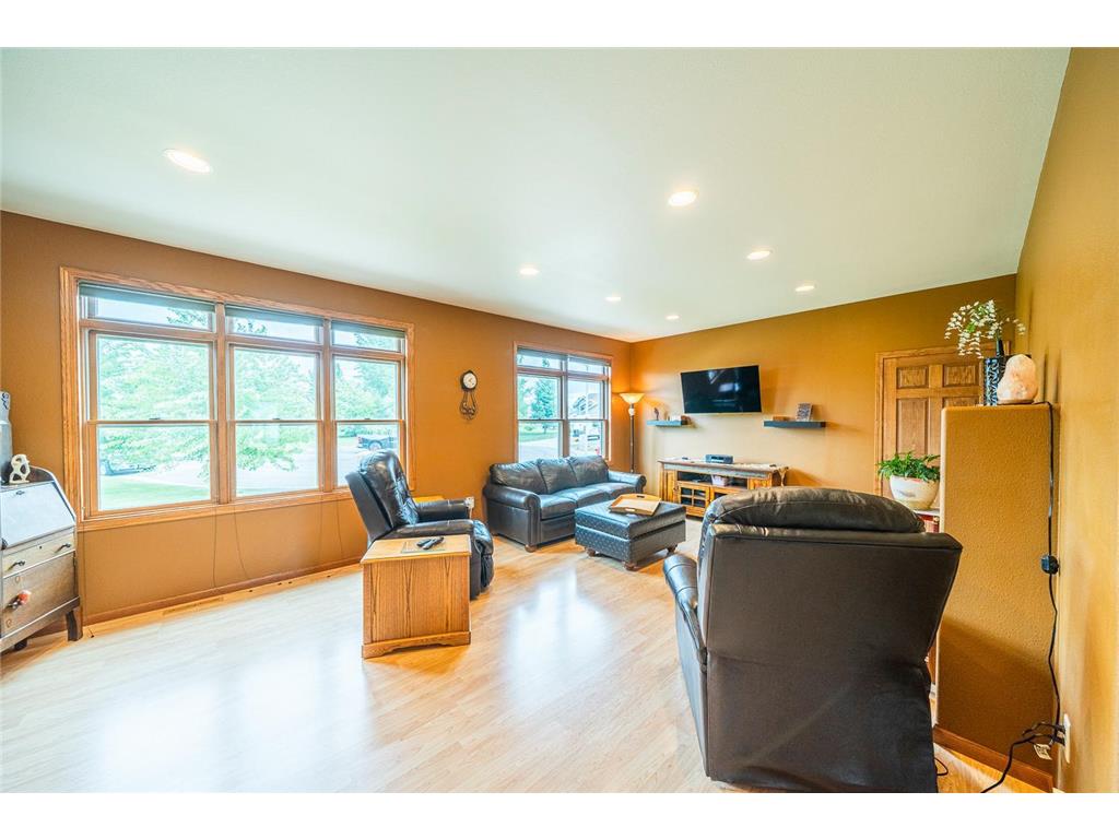 969 32nd Street S Moorhead MN 56560 7091881 image14