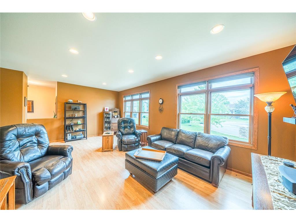 969 32nd Street S Moorhead MN 56560 7091881 image15