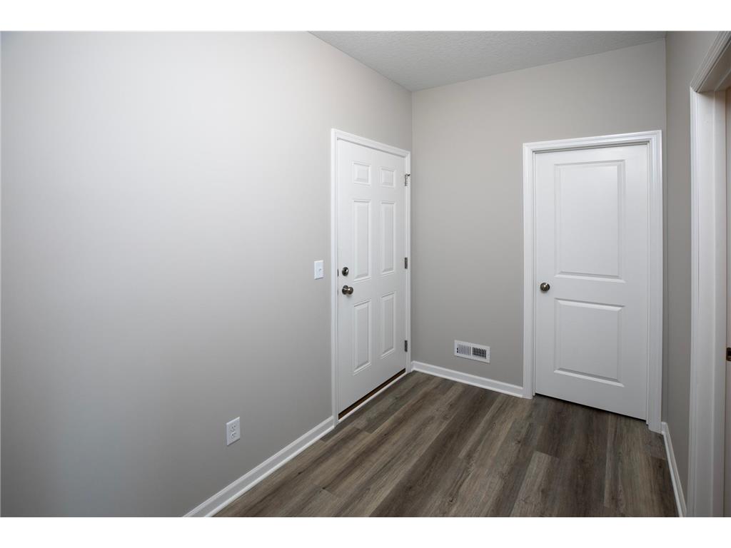 9698 32nd Street NE Saint Michael MN 55376 7004774 image20