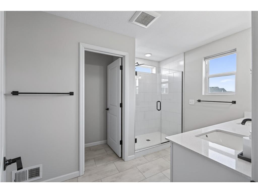 9699 4th Street N Lake Elmo MN 55042 7030170 image18