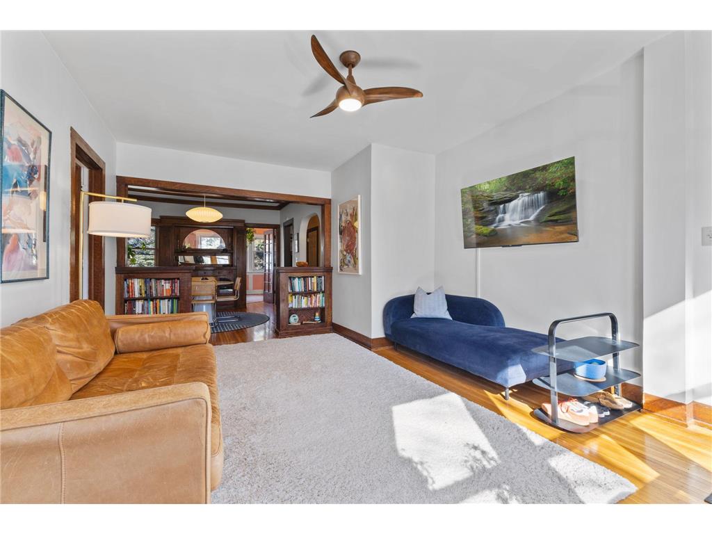 97 Langford Park #4 Saint Paul MN 55108 7022475 image10