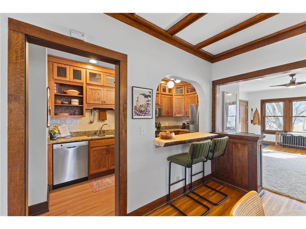 97 Langford Park #4 Saint Paul MN 55108 7022475 image16