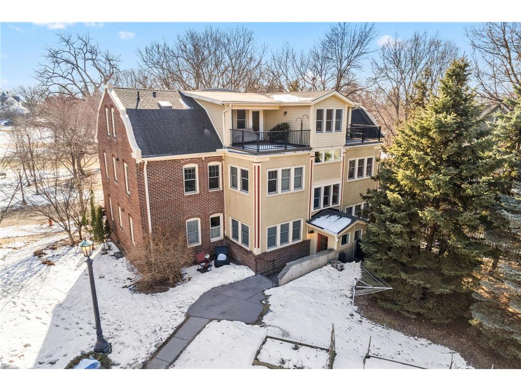 97 Langford Park #4 Saint Paul MN 55108 7022475 image29