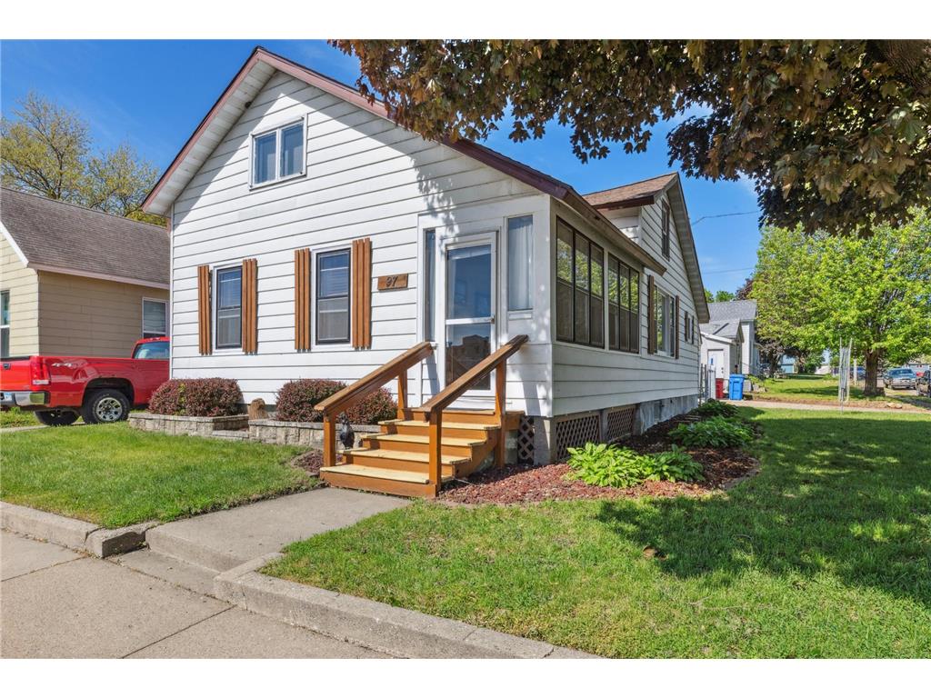97 N Baker Street Winona MN 55987 6727413 image1