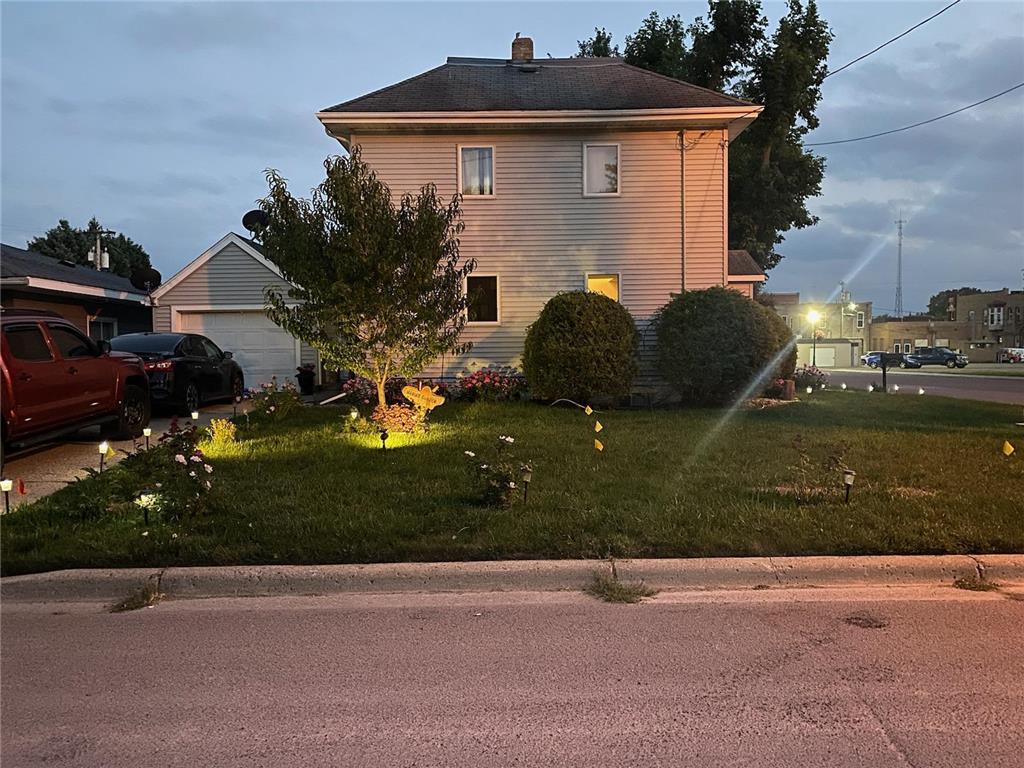 97 N Waterville Avenue Le Center MN 56057 6519692 image1