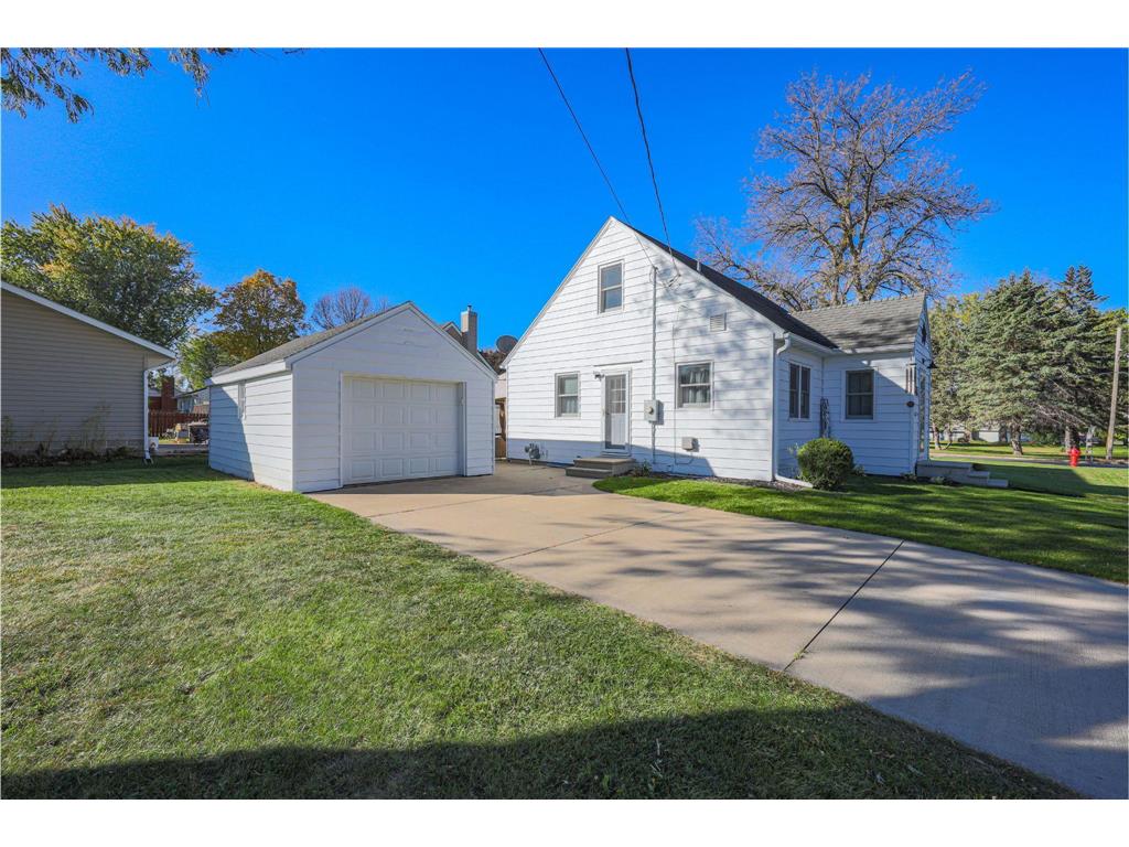 97 W 13th Street, Zumbrota, MN, 55992 MLS 6507269 Edina Realty