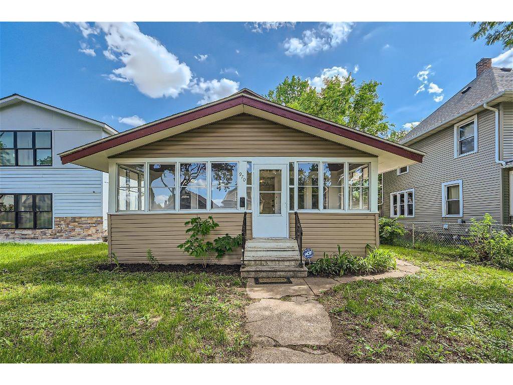 970 Central Avenue W Saint Paul MN 55104 6570680 image1