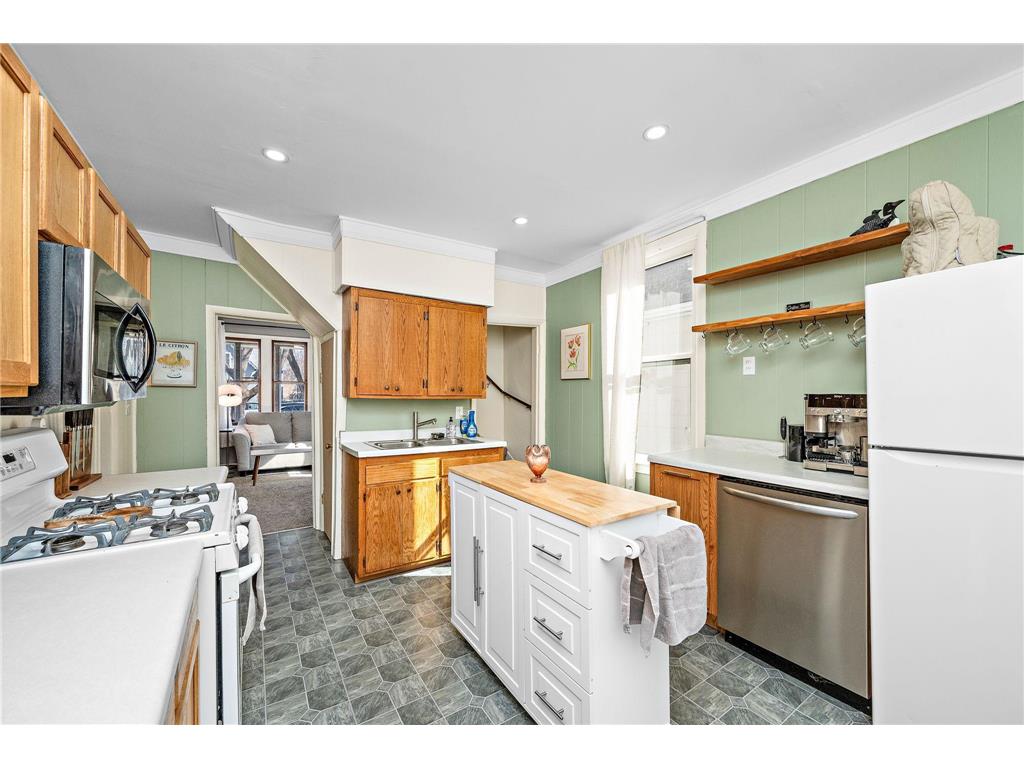 970 Geranium Avenue E Saint Paul MN 55106 7051502 image7