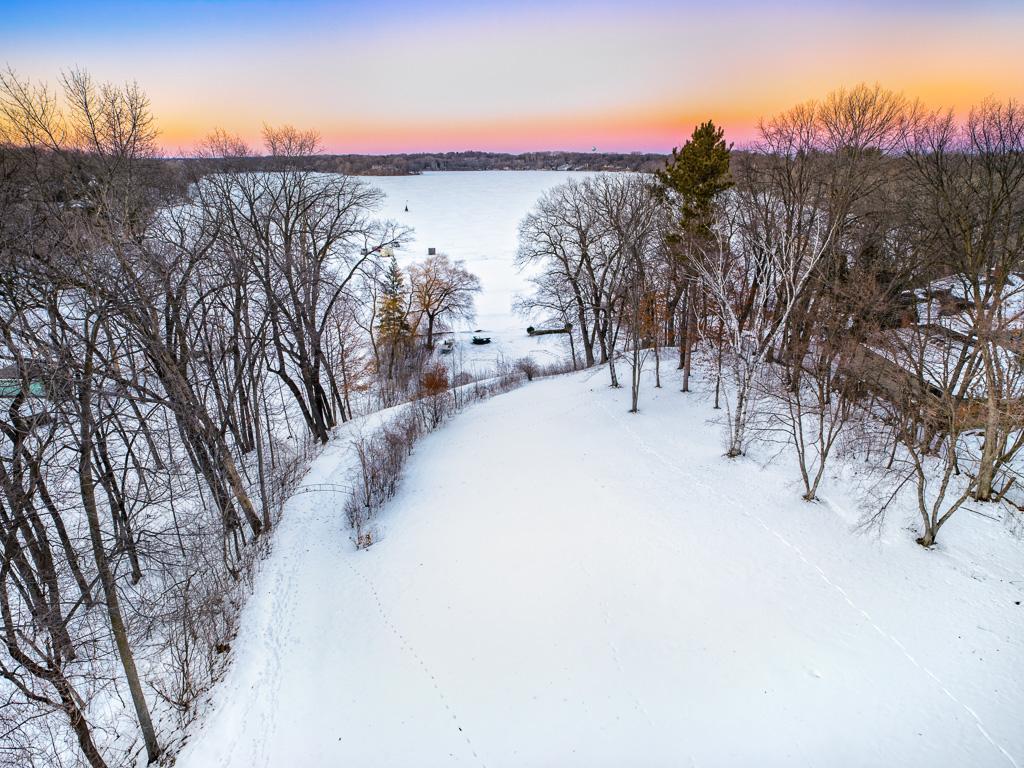 970 Pleasant View Road Chanhassen MN 55317 - Christmas 6817889 image6