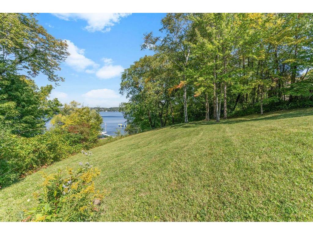 970 Pleasant View Road Chanhassen MN 55317 - Christmas 6817889 image8