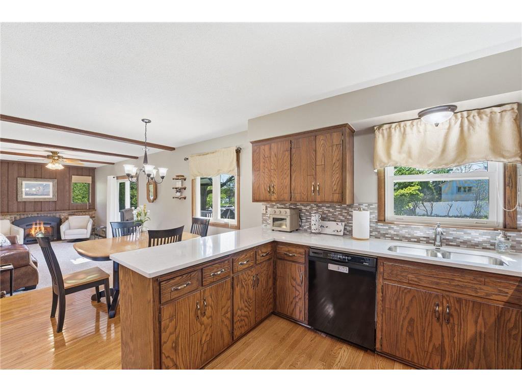 970 Redwood Drive Apple Valley MN 55124 7068287 image23
