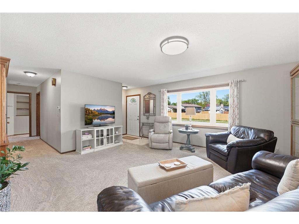 970 Redwood Drive Apple Valley MN 55124 7068287 image31