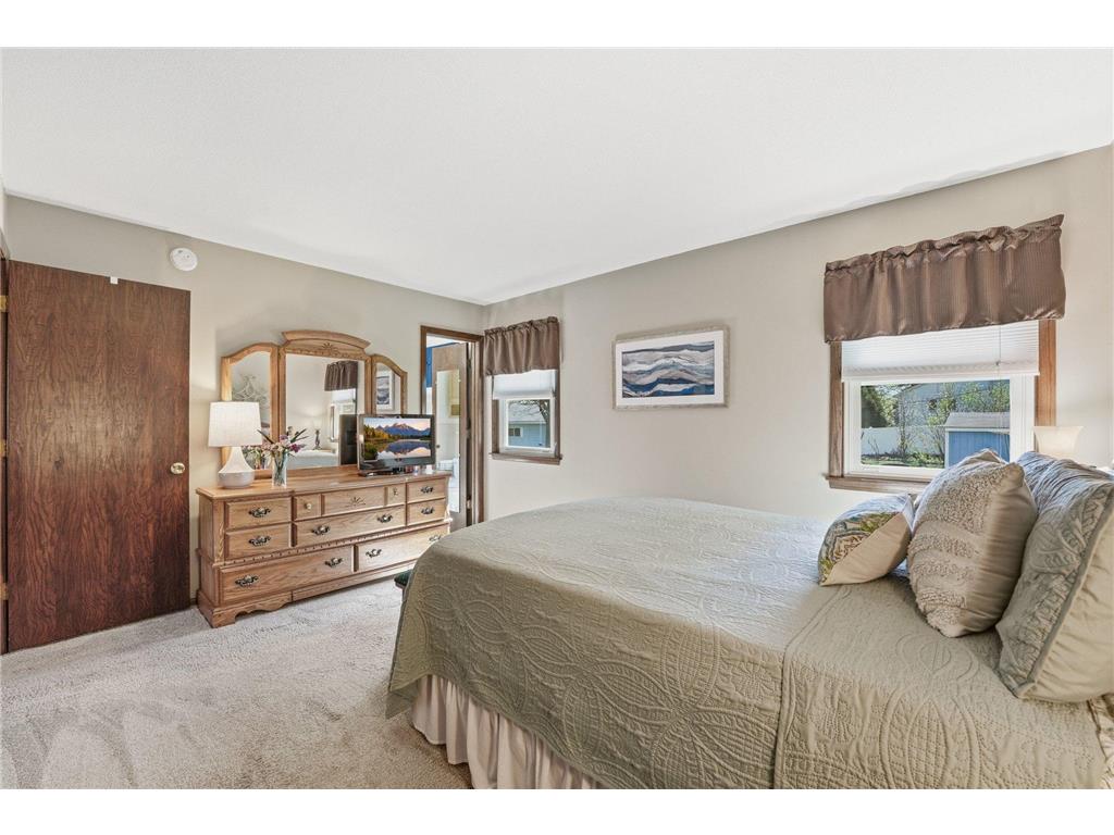 970 Redwood Drive Apple Valley MN 55124 7068287 image36