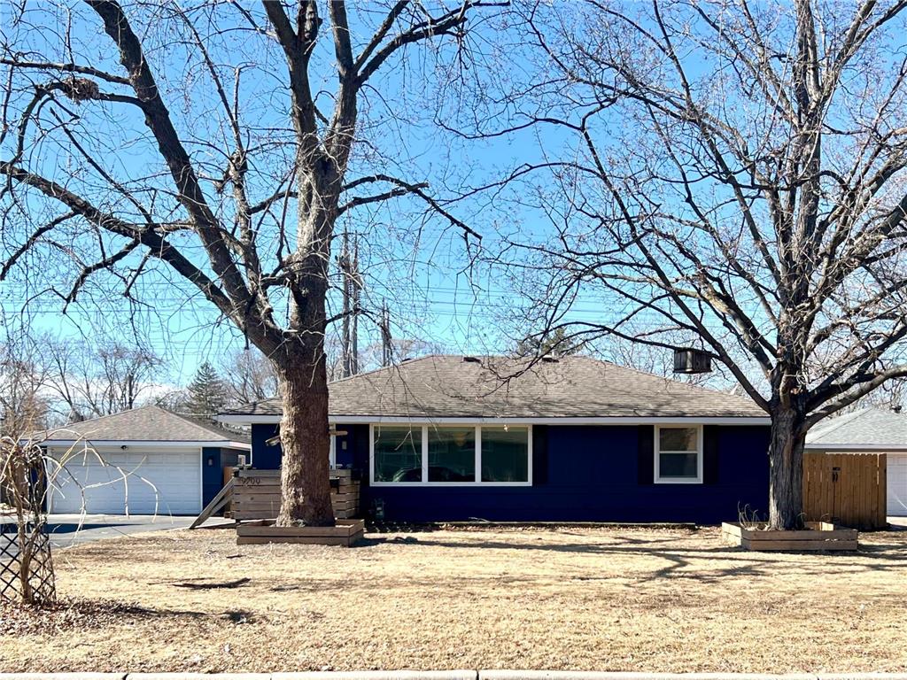 9700 Columbus Avenue S Bloomington MN 55420 6649363 image1