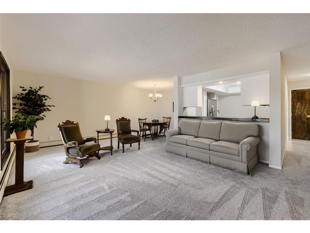 9700 Portland Avenue S #126 Bloomington MN 55420 7065022 image3