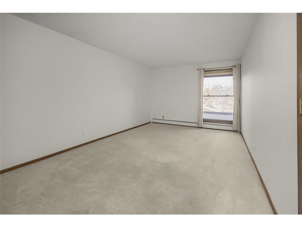 9700 Portland Avenue S #129 Bloomington MN 55420 7046177 image17