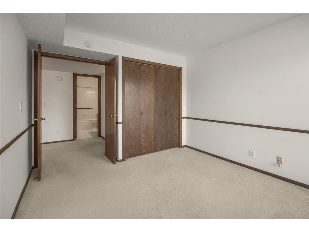 9700 Portland Avenue S #129 Bloomington MN 55420 7046177 image24