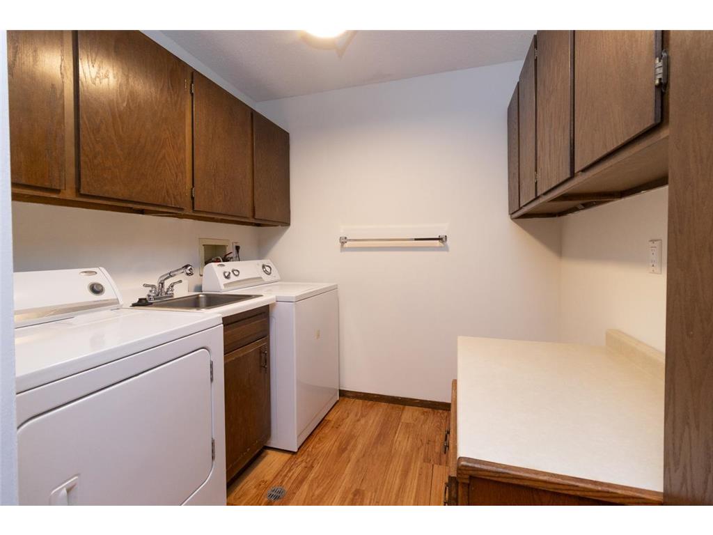 9700 Portland Avenue S #129 Bloomington MN 55420 7046177 image9