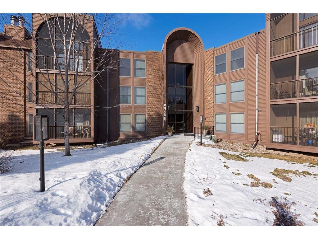 9700 Portland Avenue S 324, Bloomington, MN, 55420 MLS 6486190